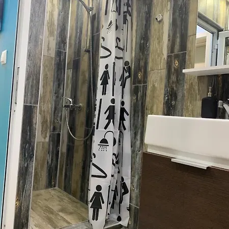 лукс апартамент J&k с безплатно паркомясто и отделна спалня Apartment